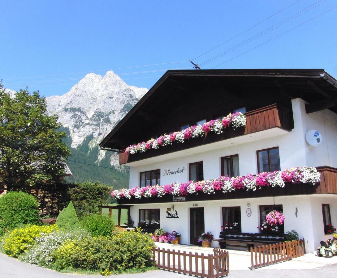 Ahrnerhof Villa ลอยทัช ภายนอก รูปภาพ